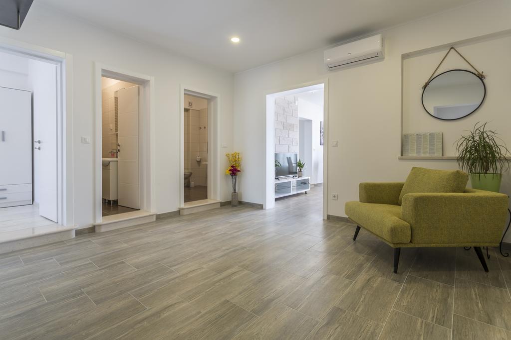 Apartments Biserka Bol Luaran gambar